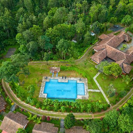 Pranavam Resort & Spa Tariyod Exterior foto