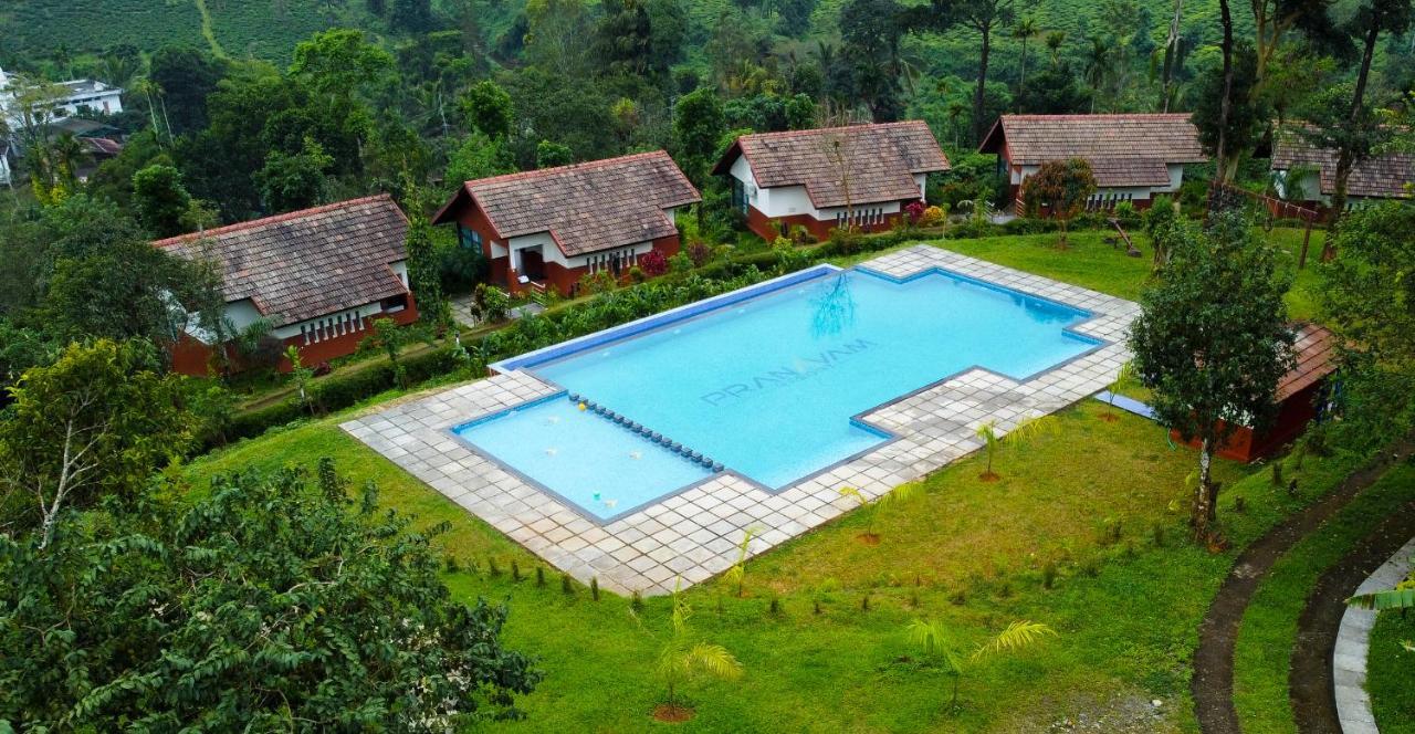Pranavam Resort & Spa Tariyod Exterior foto