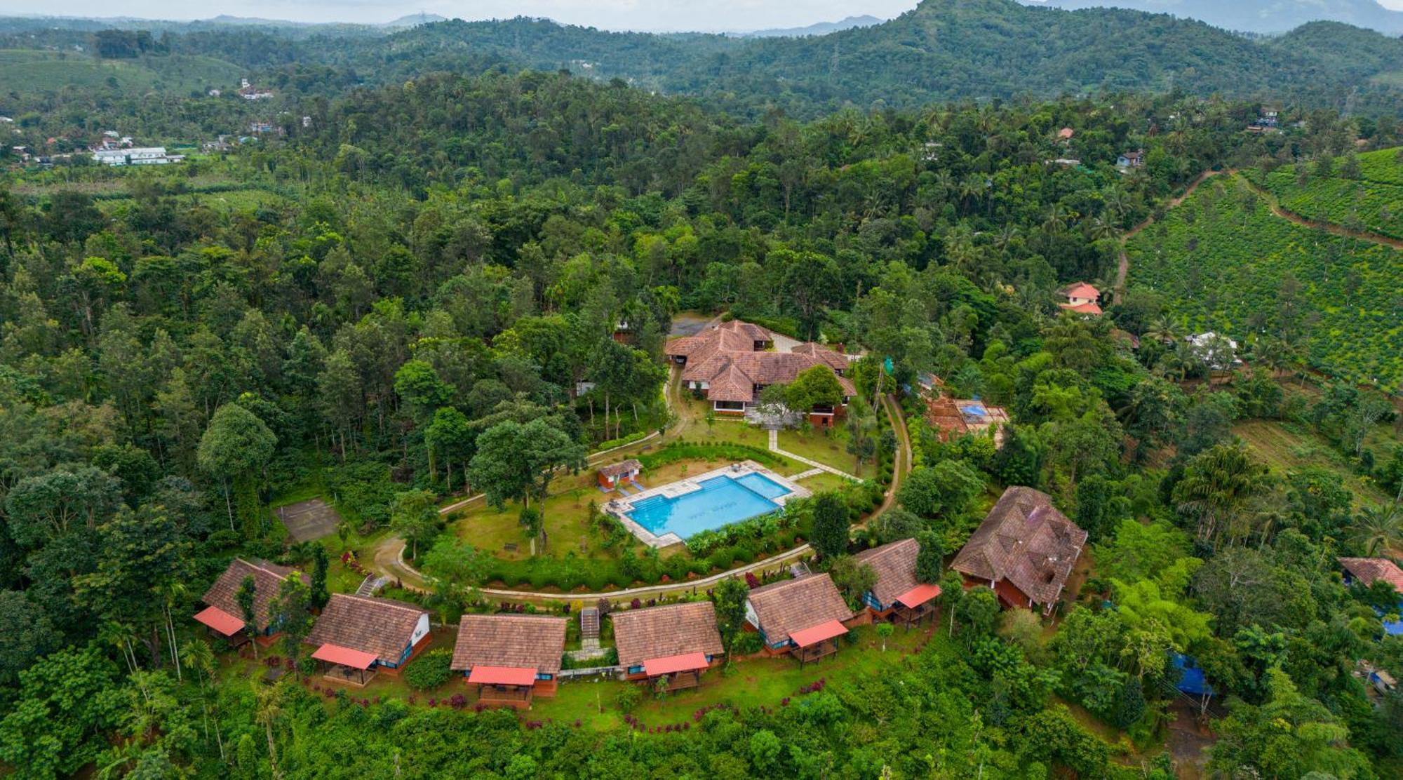 Pranavam Resort & Spa Tariyod Exterior foto